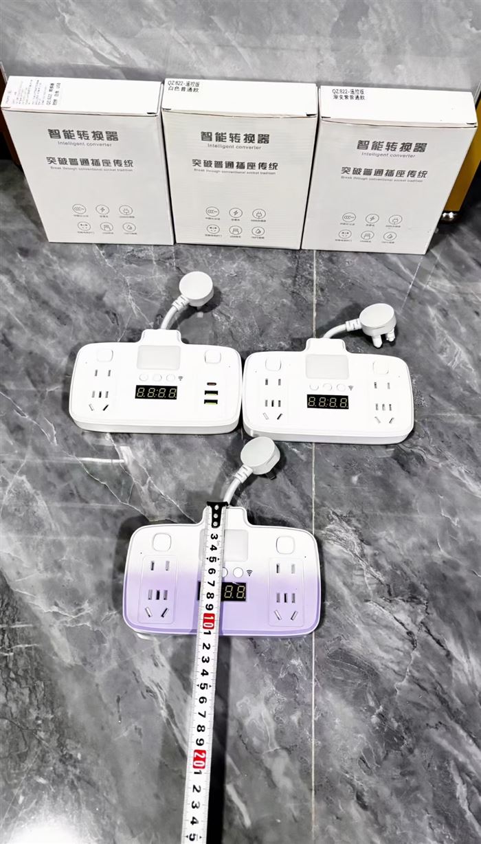 处理一批:高端靓货220v智能转换器(闹钟+小夜灯)500个,精品尾货,原件骨折处理🉐¥几块💰数量不多,手慢拍大腿[色][色]