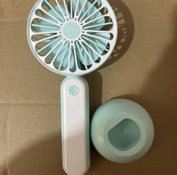 品牌手持小电风扇 超大风力 处理3500个