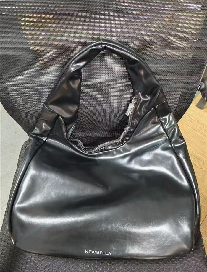 原装百丽手提皮包到货530 个 有兴趣的来