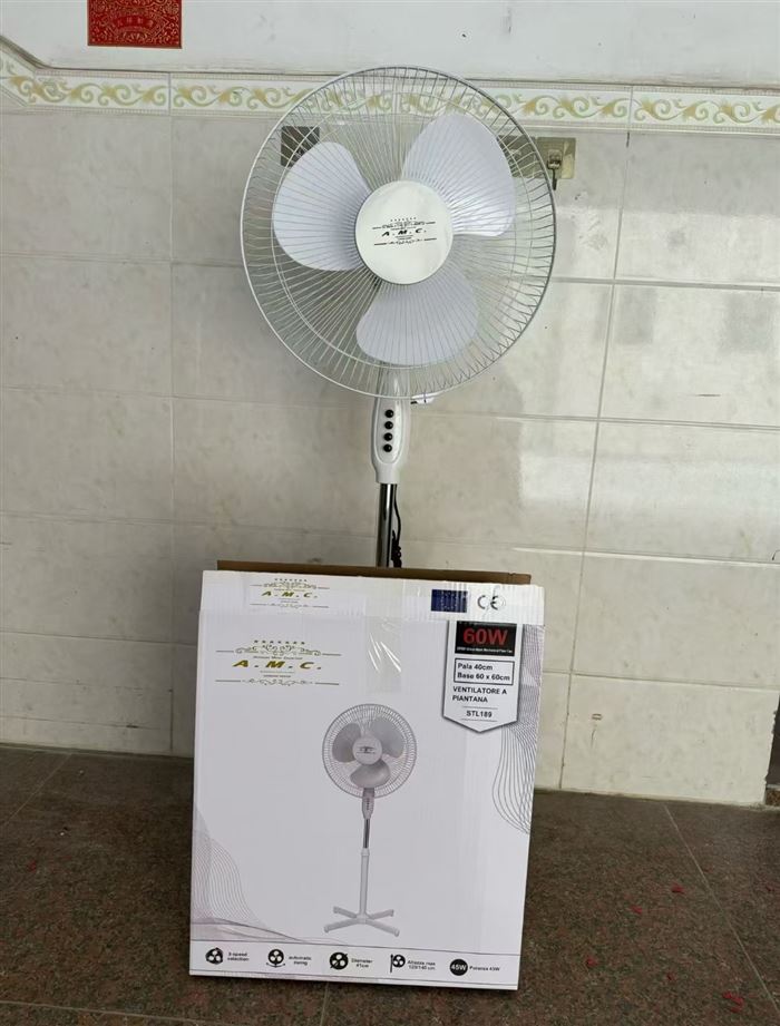 外贸16寸落地 扇， 220v，欧规 450台， 低价