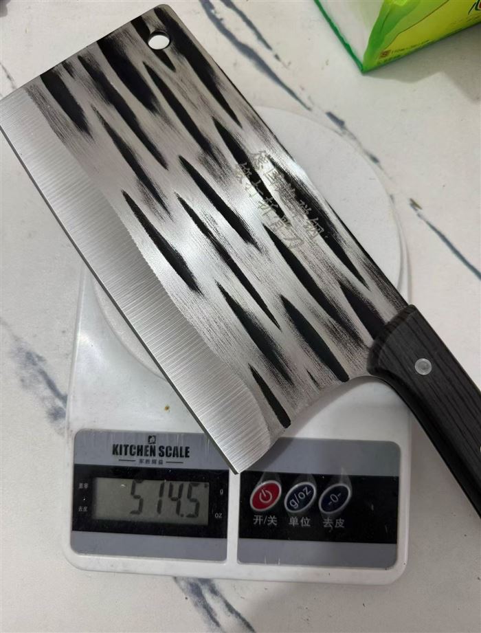 全新德国炮弹钢锻打菜刀6000套处理，十几元一套。