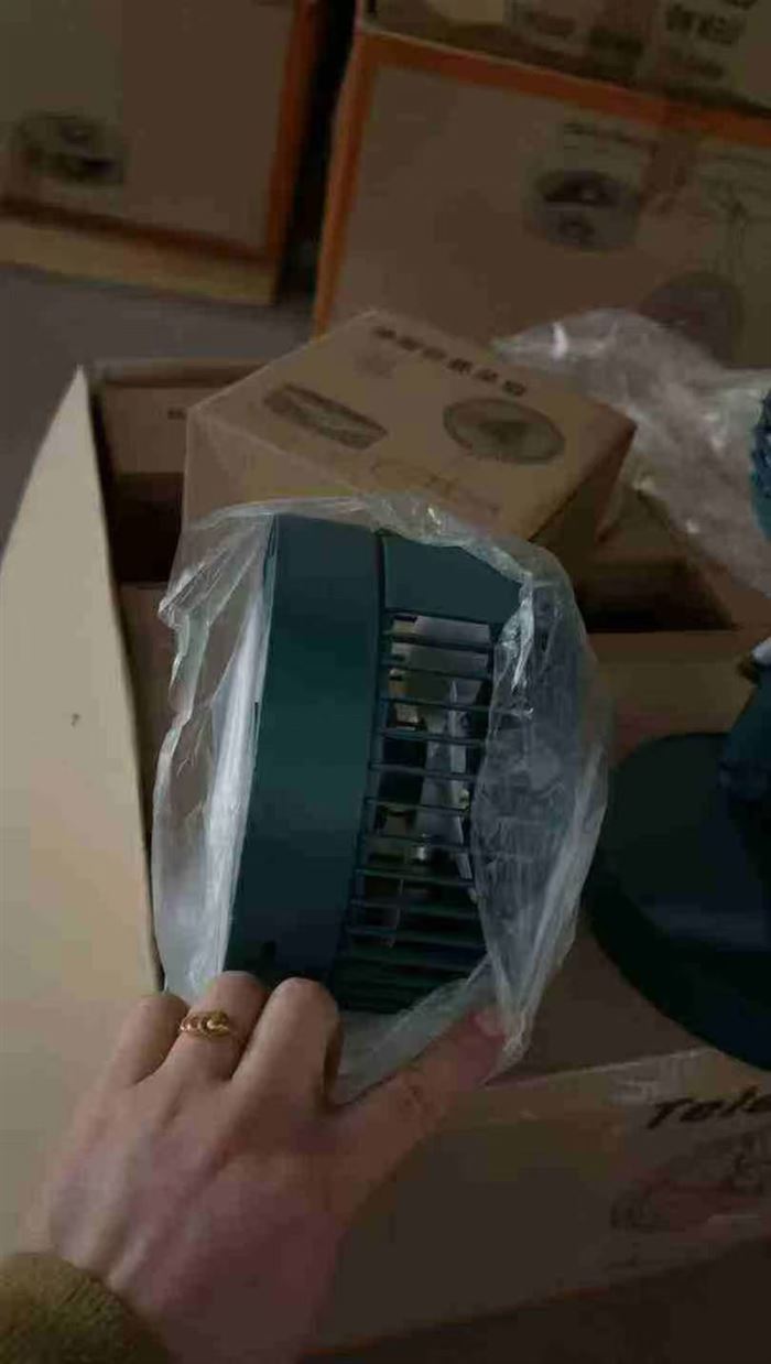 usb口伸缩风扇 6720个 一箱40个