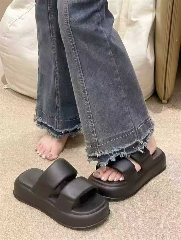 拖鞋一等品 高跟厚底 36-40码一件80双 5元/双