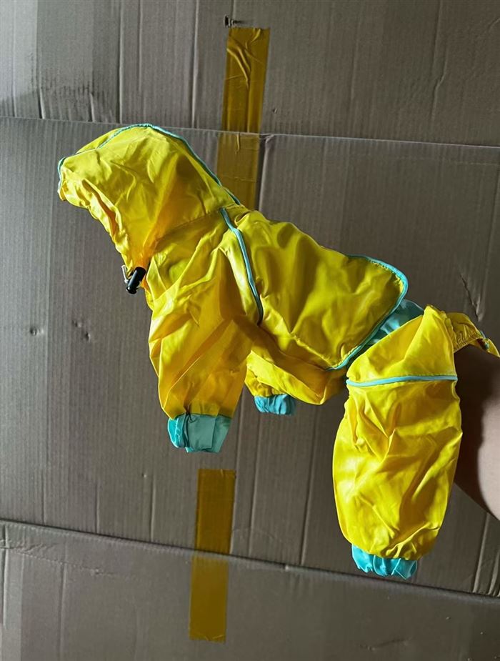 宠物衣服 4000左右件 超低价清，货很板正
