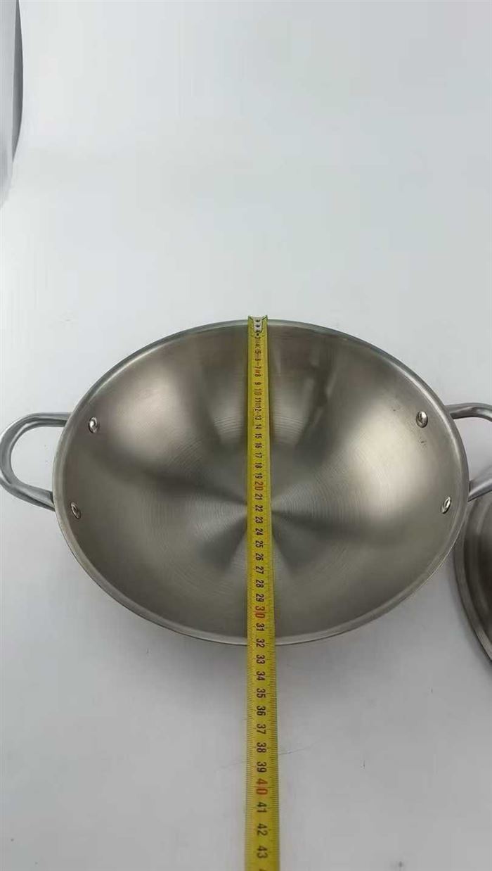 32公分304三层钢炖锅，一件20个X 30件，特价45💰