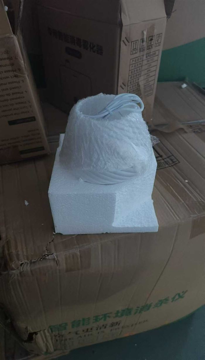 出口美国 高品质台灯还剩 1000台 120V 电压，特价清仓处理