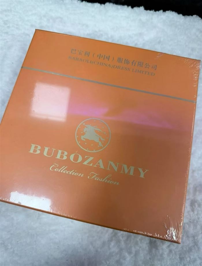 男士巴宝莉腰带2000盒，精品货