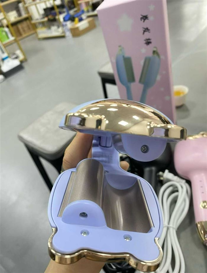 品质卷发棒，4个颜色，做工精细，功率大，特价4000套，欧规中规，美规