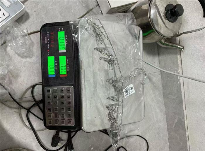 网红月牙形12头晒架入库90件，一件300庄，特价1.x