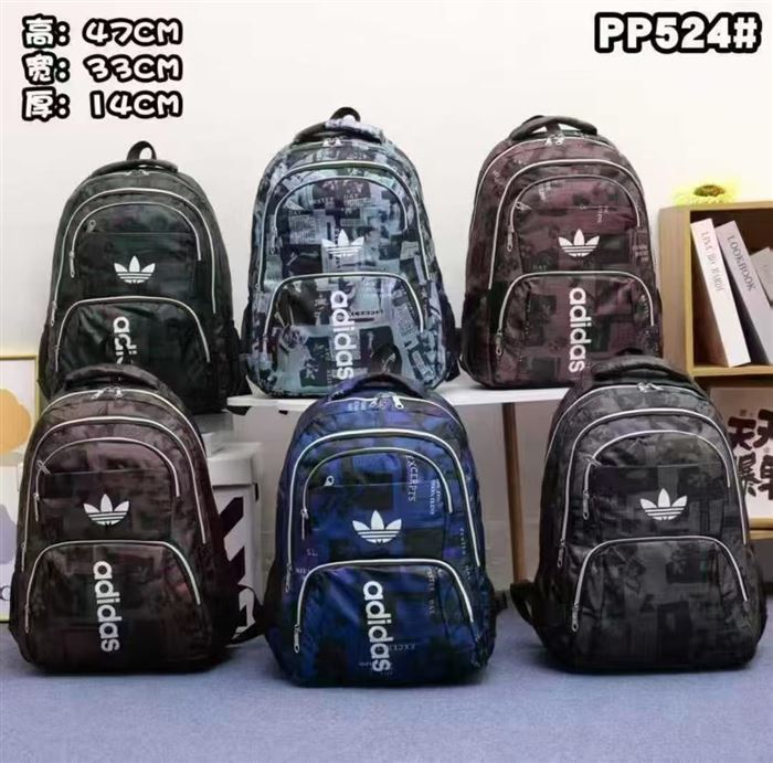 双肩包 5500个，清货1X一个