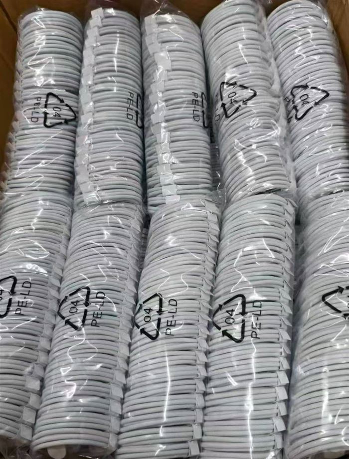 数据线 C一C苹果15，16，17，三星，华为快充线，原箱原件1000条一箱，50箱，50000pcs