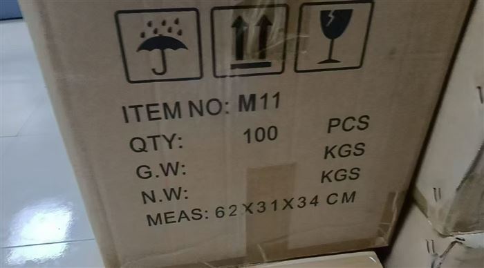 全新数显五档手持风扇剩余10000个，独立彩盒包装，质量保证，5元一个全清