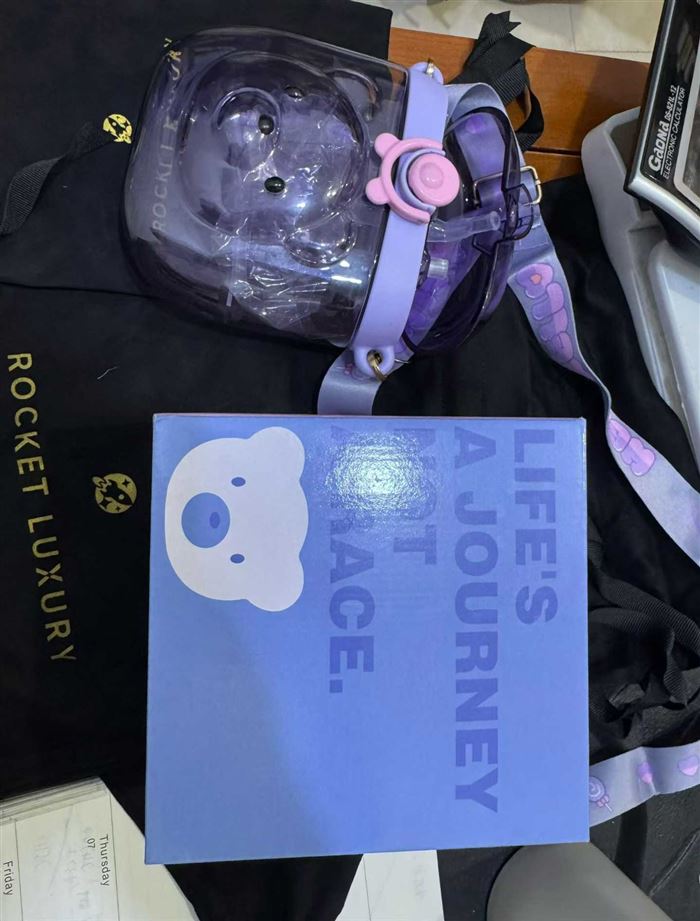 儿童背带水壶软硅胶吸管独立盒装数量6000，小个位数，对口的老板联系