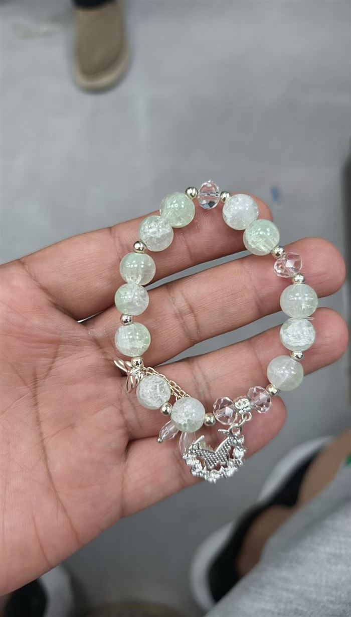 精品手链10000条左右，清货￥毛毛钱