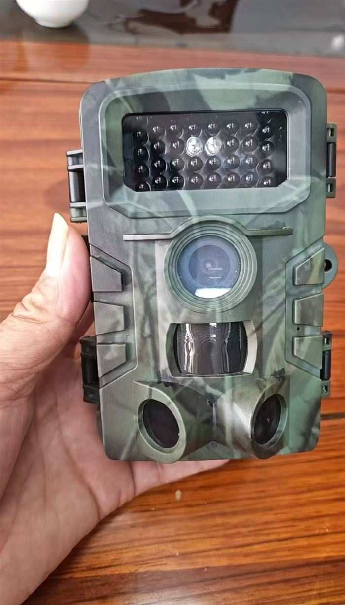 高端户外摄像头100多个，懂行的来，便宜