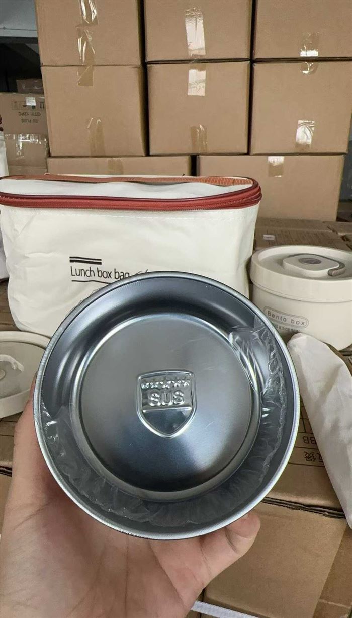 高端保温饭盒，嘎嘎板正