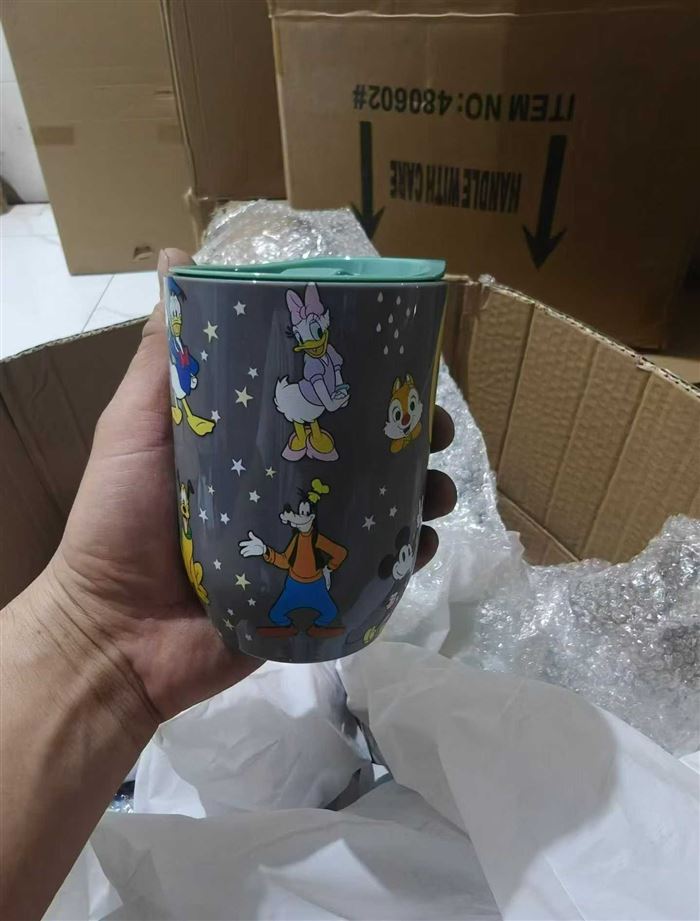 小咖啡杯90个，3.5元一个