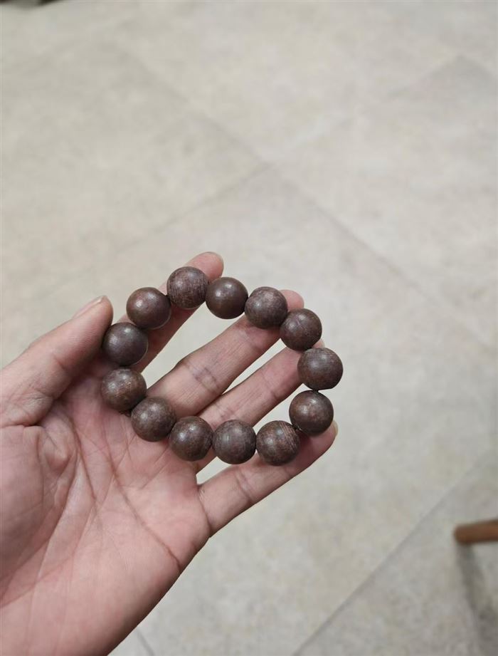 手链 12万串左右 给钱就卖，小毛毛钱