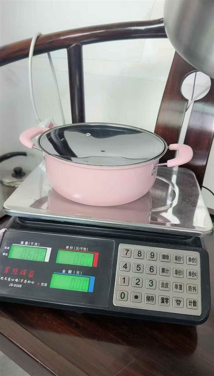 彩色汤锅22公分最后15件，一件40个装，特价7.5💰