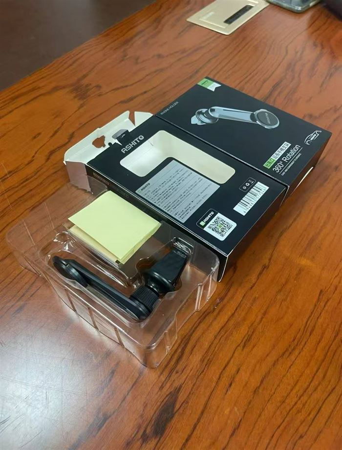 品牌汽车出风口延长磁吸车载手机支架到货10000多个，精美独立彩盒包装，大货原箱原件，质量很好