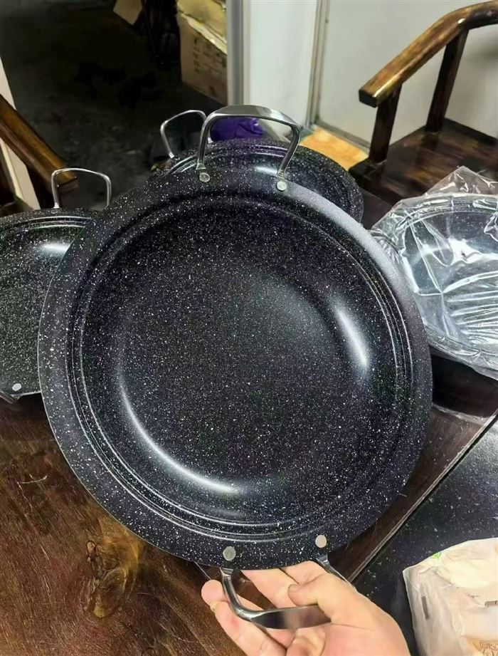 34cm三层钢海鲜锅，2500个，合适的速度