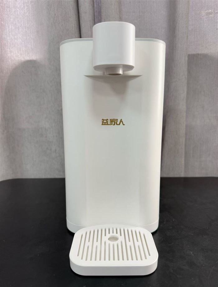 品牌即热式饮水机，3L大水箱，3秒即热，5档调温，出水口带氛围灯，沥水盘带磁吸，数量700套，特价出