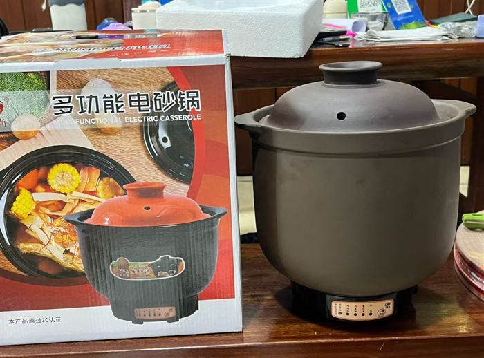 电炖锅、电药壶1800台左右，3升—7升，统价出