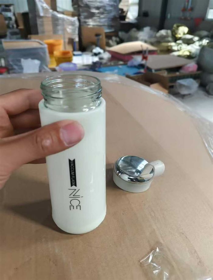 全新库存小整单水杯15000个，1.4一个全清能做的老板联系