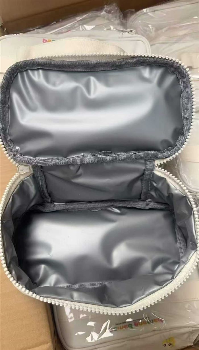 一万个精品化妆包，原箱包装，喜欢速度[握手]