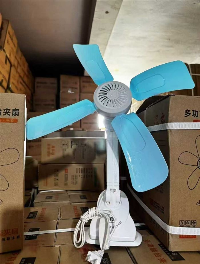 风扇9000个，铜电机，独立包装，几块钱全清
