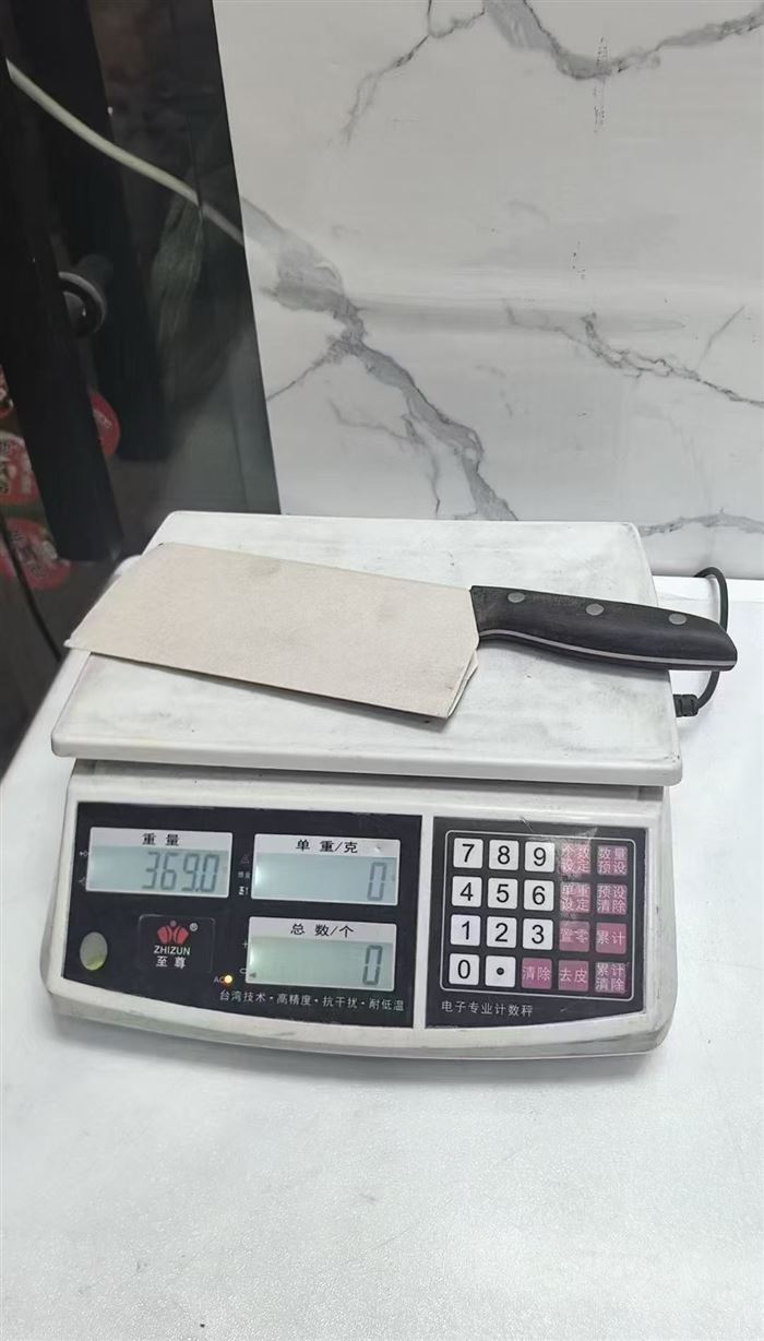 品牌黑武士刀入6100多把，一件80把，适合29一39元店产品