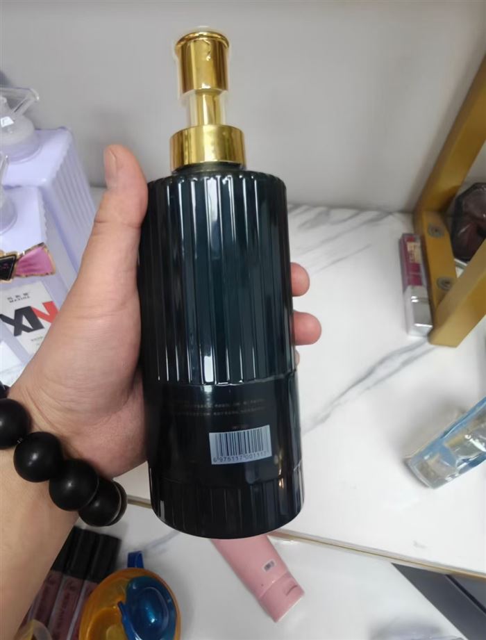 护发素720瓶，清货4元一瓶