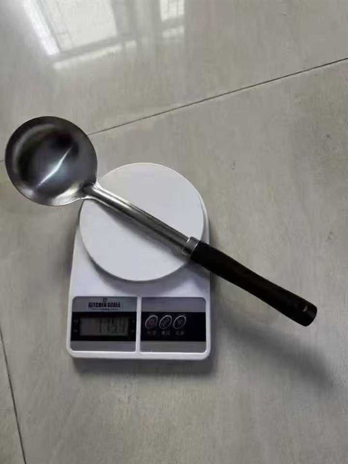 无磁实木柄套装6500套。主打便宜。感兴趣的老板过来谈价！