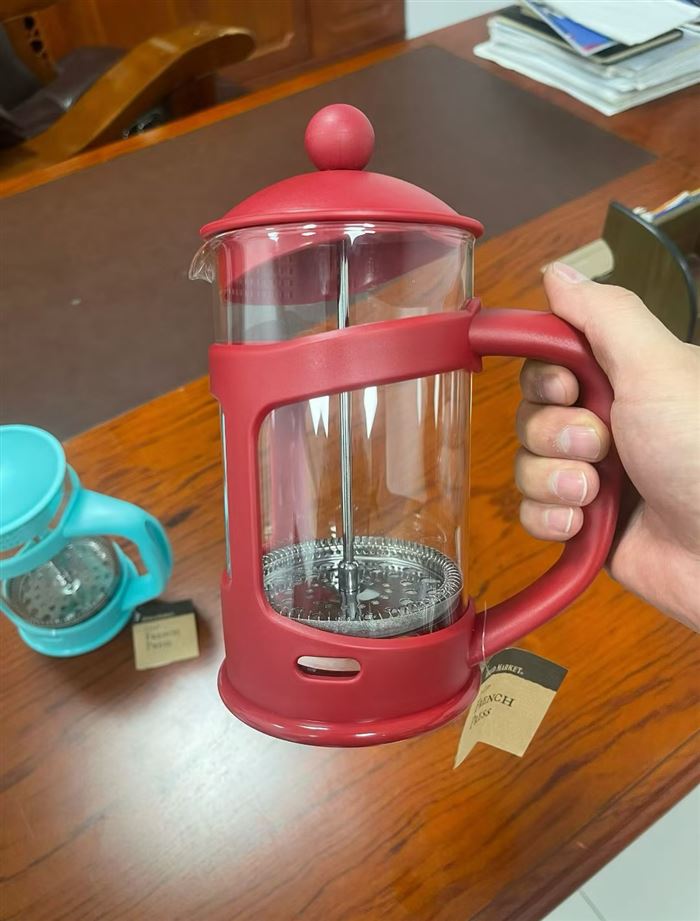 出口品质耐热法压壶最后2000套左右，850ml，法压式多用途，泡茶，咖啡，果茶，一壶多用，不锈钢手冲过滤网，质量特别好，几块钱的事