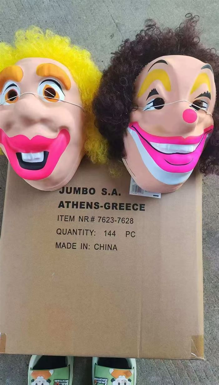 圣诞用品 350吨 一吨几千块 ​原箱原件 很漂亮