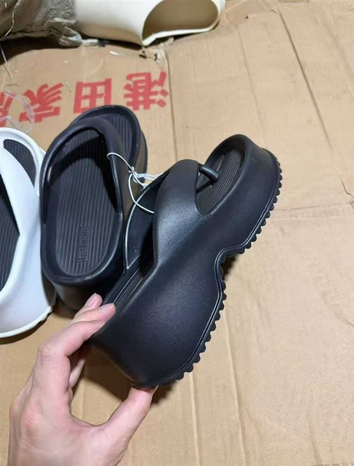 拖鞋2000双 人字拖36-41码 Eva高弹 无味100双一包 3.X/双 低价 低价