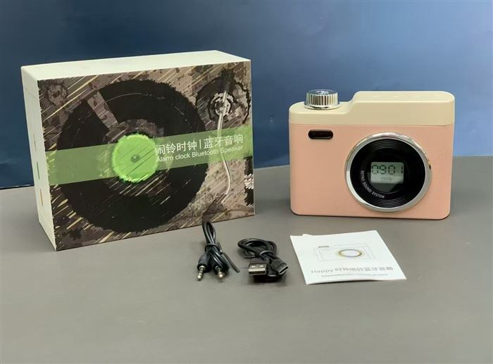 相机造型多功能时钟蓝牙音箱，带录音功能。360个，三个颜色
