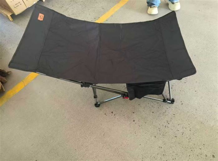 高端精品户外躺椅3000个，70x70x82，四档调节，三个颜色，独立包装，价格非常便宜