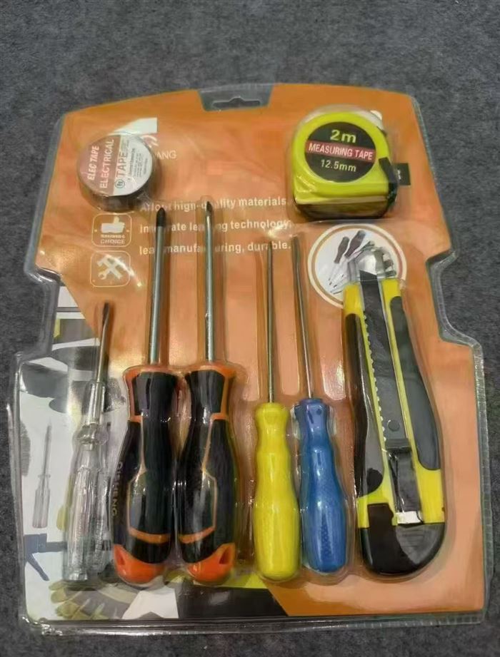 8件套工具5000套原件，清货8元一套。😓😏