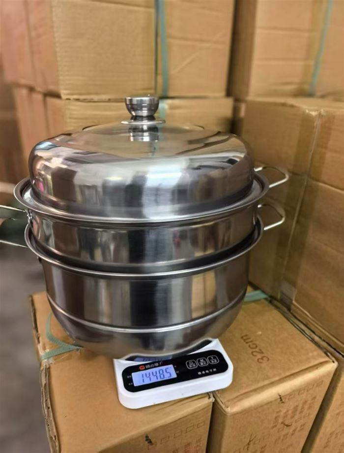 32公分三层蒸锅800套， 一件16套装， 特价25元/套。