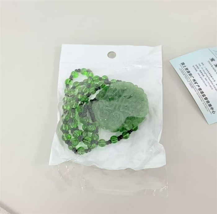 晶莹翠绿项链，数量3000，价格不高