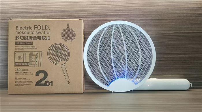 折叠式电蚊拍处理80000个，原箱原件独立包装。价格美丽。