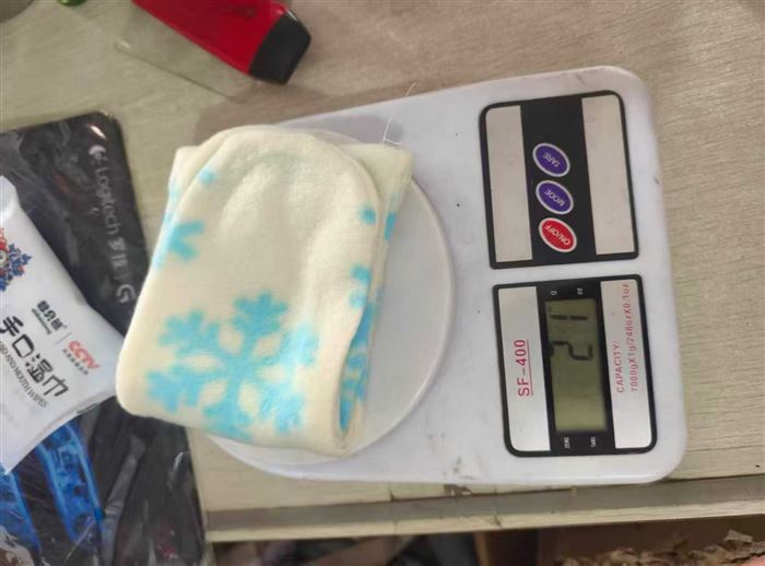 袜子6万多，毛毛钱