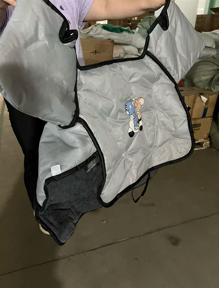 反季福利，冬季挡风被到货2600个左右，原价不便宜，质量不错，几块钱的事