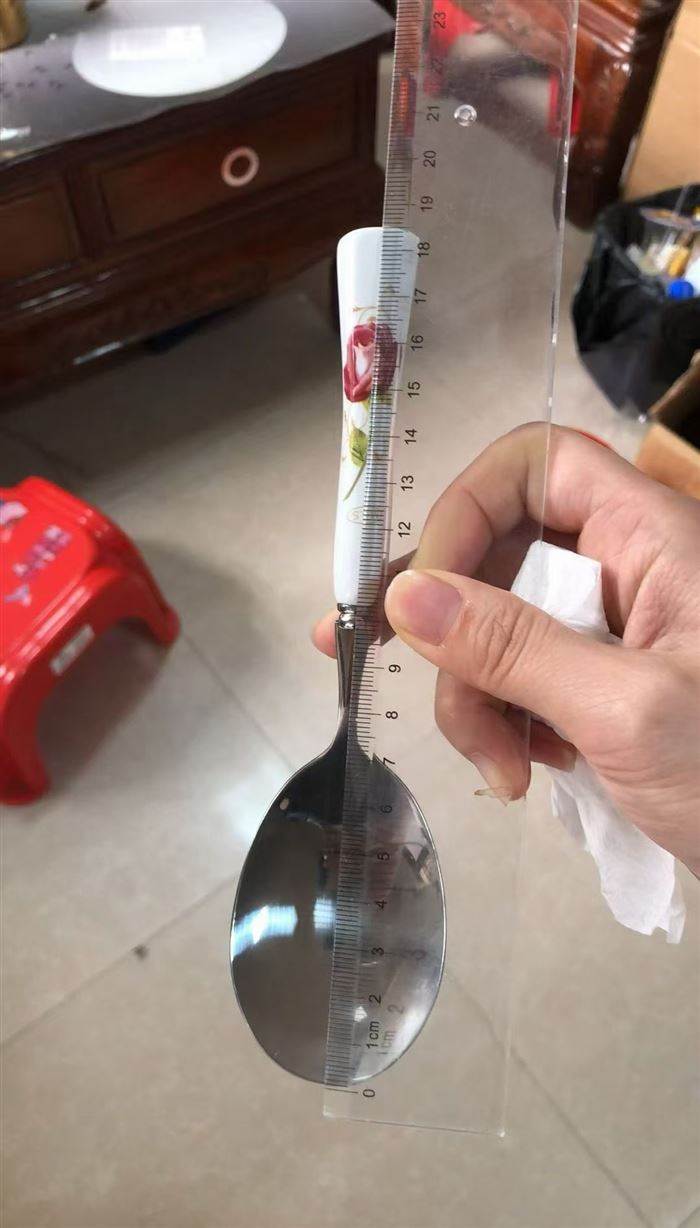 陶瓷手柄刀叉勺80000条处理，只要毛毛钱一条。
