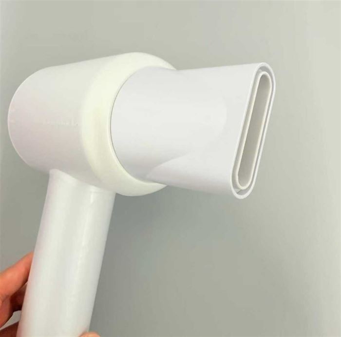 少量200多套 高品质负离子吹风筒