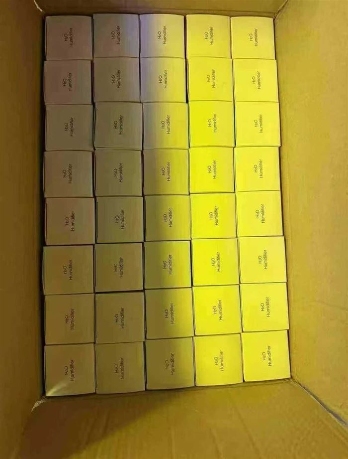 7000套，加湿器带七彩灯，大喷雾，全新整齐，原箱原件，有兴趣私聊