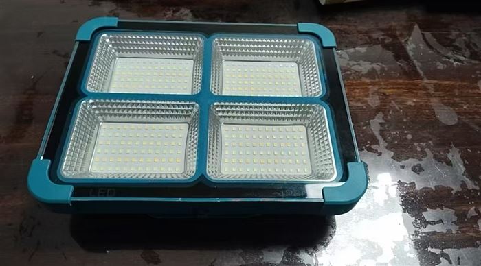 太阳能小蓝灯 5000个 特价出售