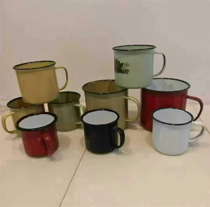 搪瓷水杯40000个左右，清货0.5元一个，7CM，8CM，9CM，原箱原件
