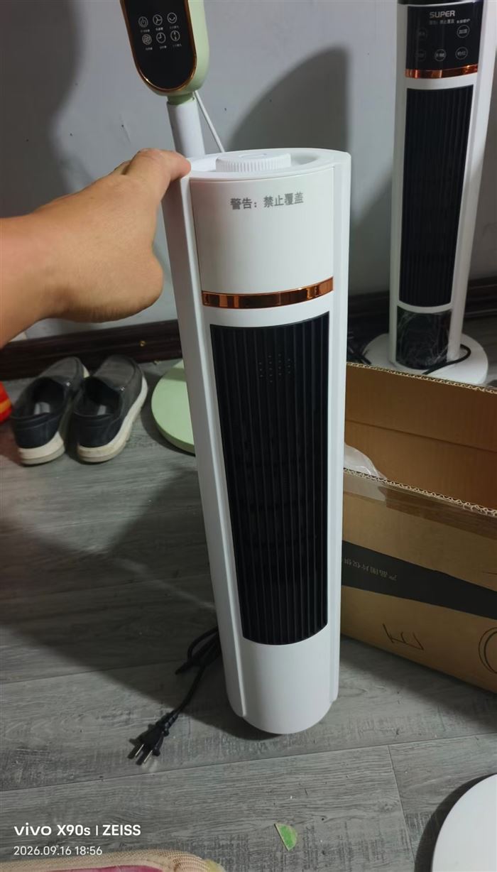 取暖器500台 有的带加湿器 有的不带 2x元打包出